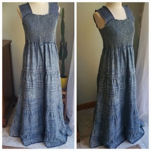 Soft surroundings XS blue chambray denim jean dress smocked top wide straps